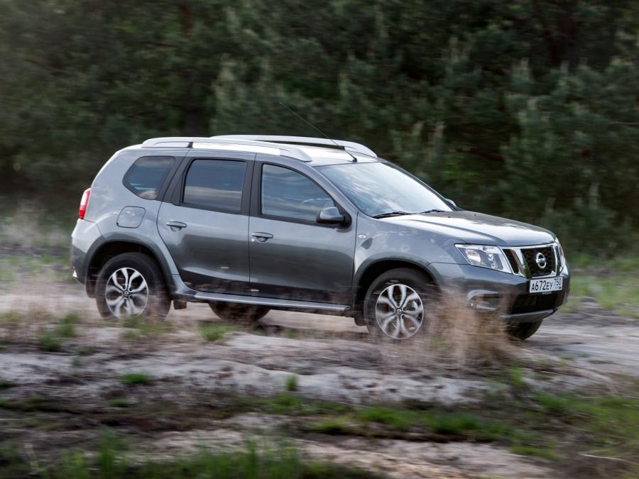  Nissan Terrano 2014 года  (RU) (фото 29 из 32)